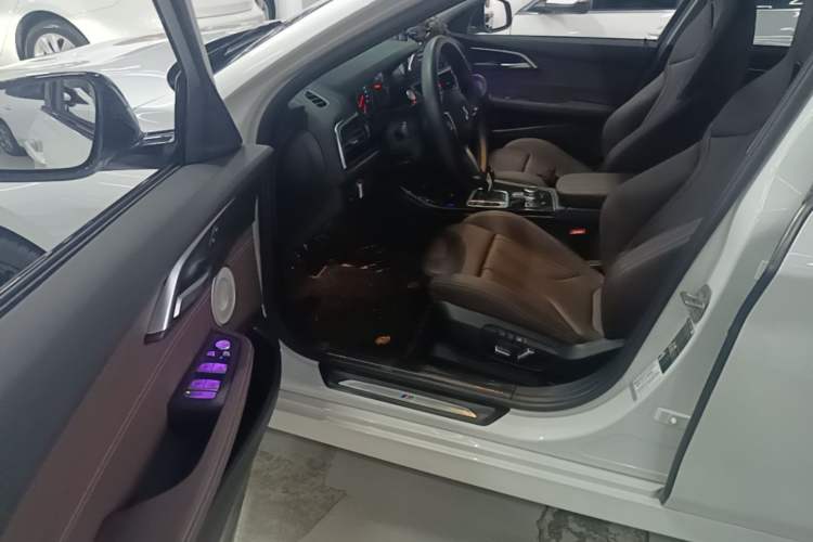 Used BMW 1 Series 2023 125i M Sport Night Edition Driver Seat