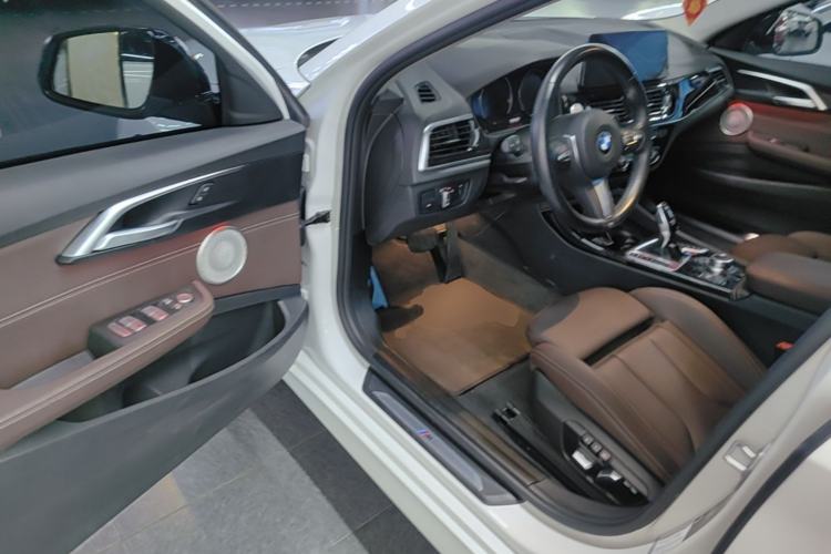 Used BMW 1 Series 2023 125i M Sport Night Edition Driver Seat