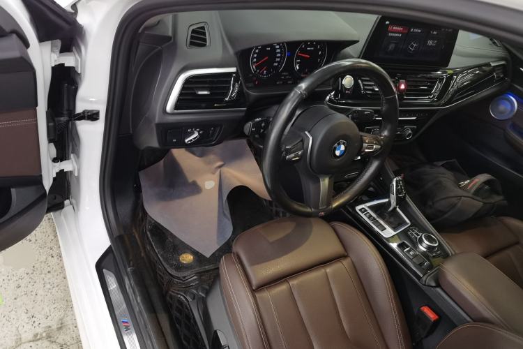 Used BMW 1 Series 2023 125i M Sport Night Edition Driver Seat
