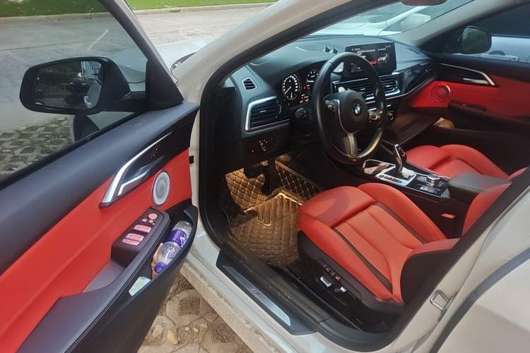 Used BMW 1 Series 2023 125i M Sport Night Edition Driver Seat