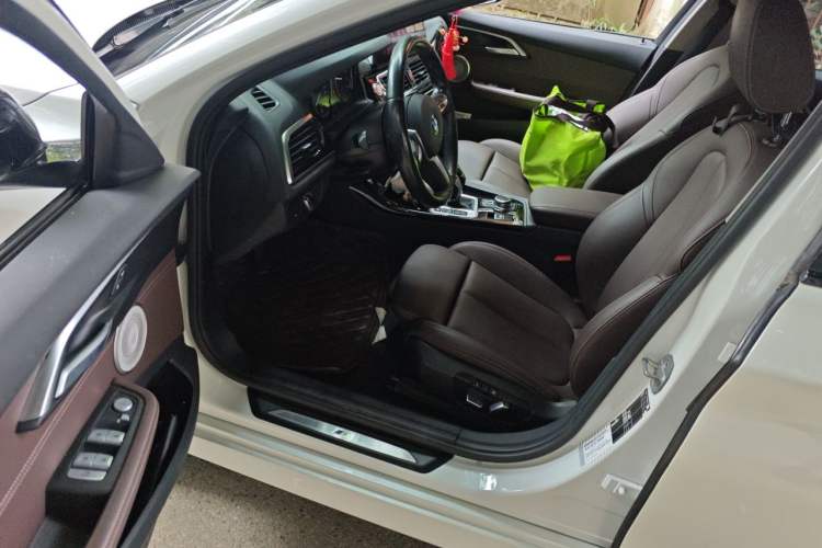 Used BMW 1 Series 2023 120i M Sport Night Edition Driver Seat