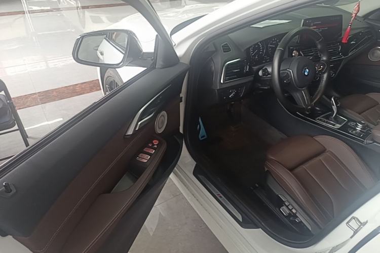 Used BMW 1 Series 2023 125i M Sport Night Edition Driver Seat