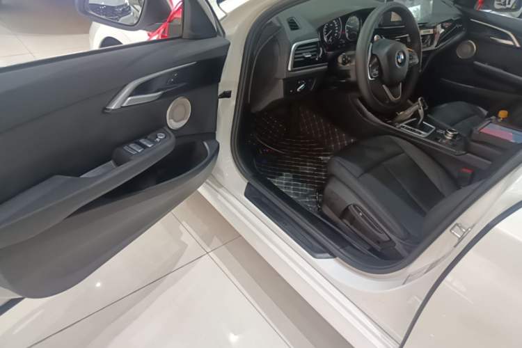 Used BMW 1 Series 2023 120i M Sport Edition Driver Seat
