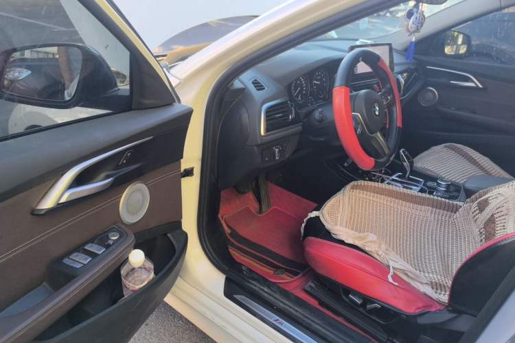 Used BMW 1 Series 2023 120i M Sport Night Edition Driver Seat