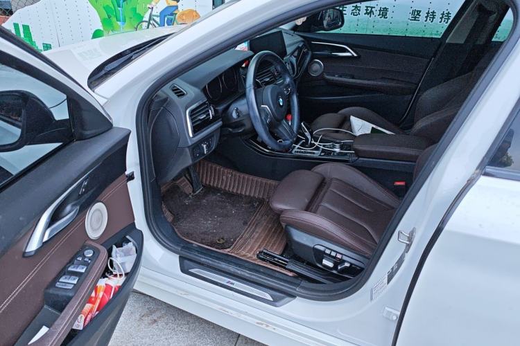 Used BMW 1 Series 2023 125i M Sport Night Edition Driver Seat