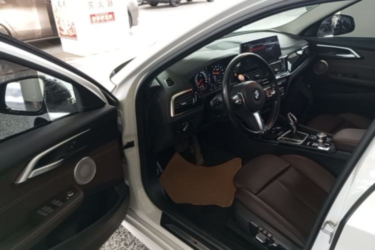 Used BMW 1 Series 2023 120i M Sport Night Edition Driver Seat