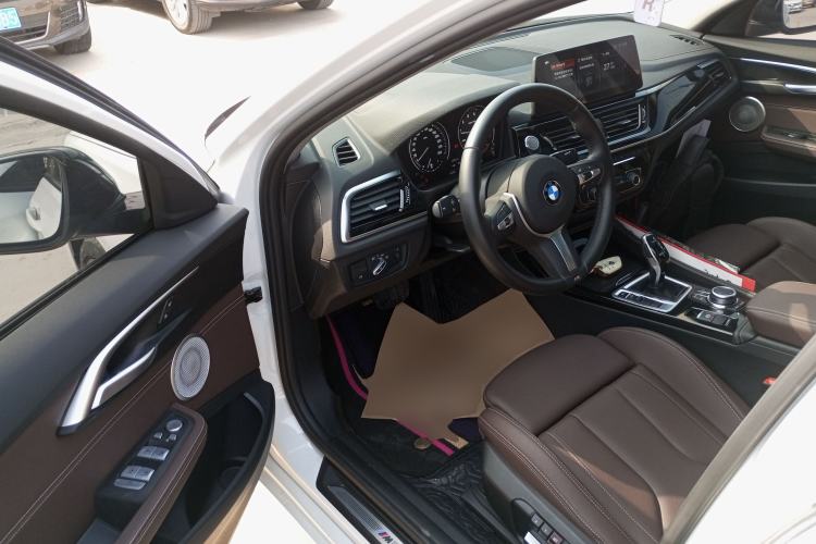 Used BMW 1 Series 2023 125i M Sport Night Edition Driver Seat