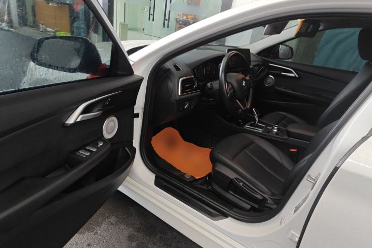 Used BMW 1 Series 2023 120i M Sport Edition Driver Seat