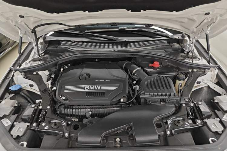 Used BMW 1 Series 2023 125i M Sport Night Edition Engine Bay