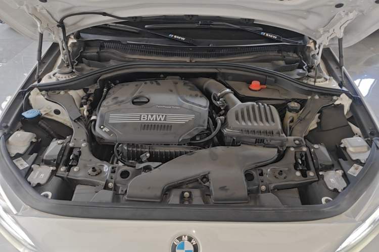 Used BMW 1 Series 2023 120i M Sport Edition Engine Bay