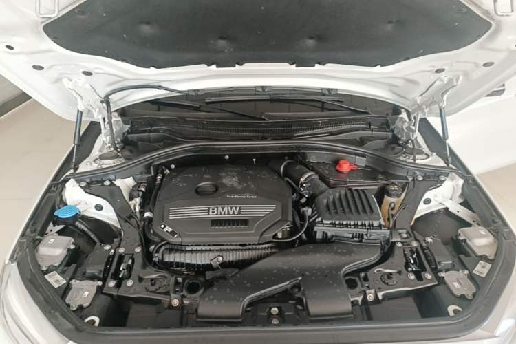 Used BMW 1 Series 2023 125i M Sport Night Edition Engine Bay