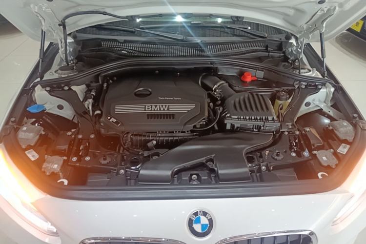 Used BMW 1 Series 2023 120i M Sport Edition Engine Bay