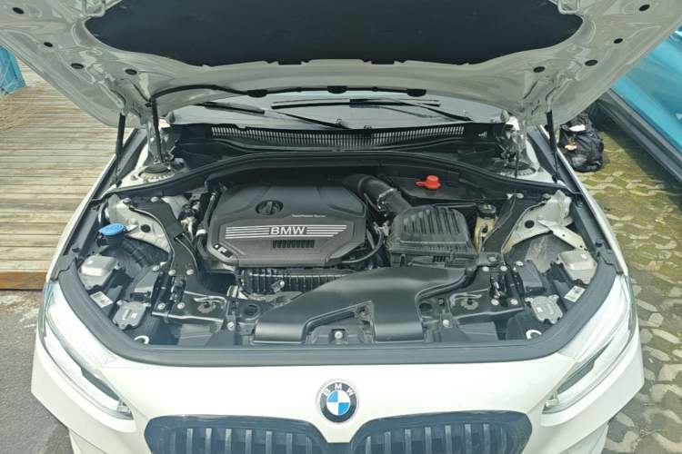 Used BMW 1 Series 2023 120i M Sport Night Edition Engine Bay