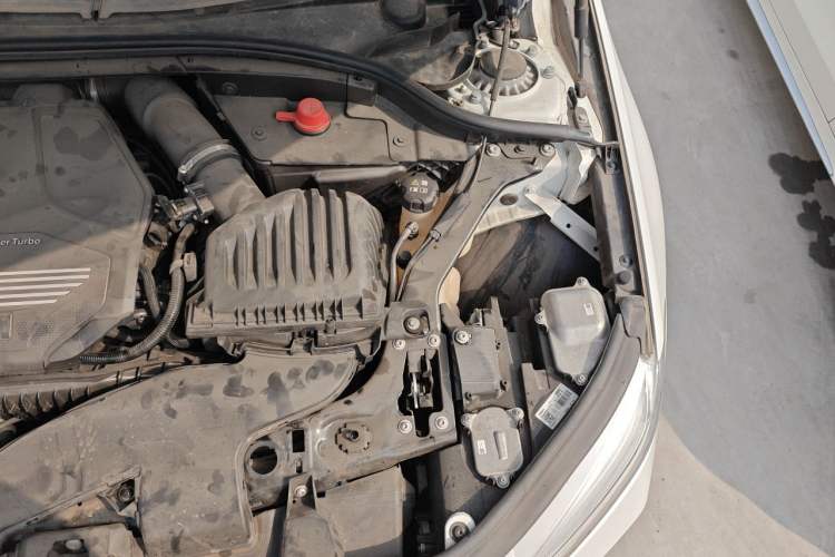 Used BMW 1 Series 2023 120i M Sport Edition Engine Bay Left