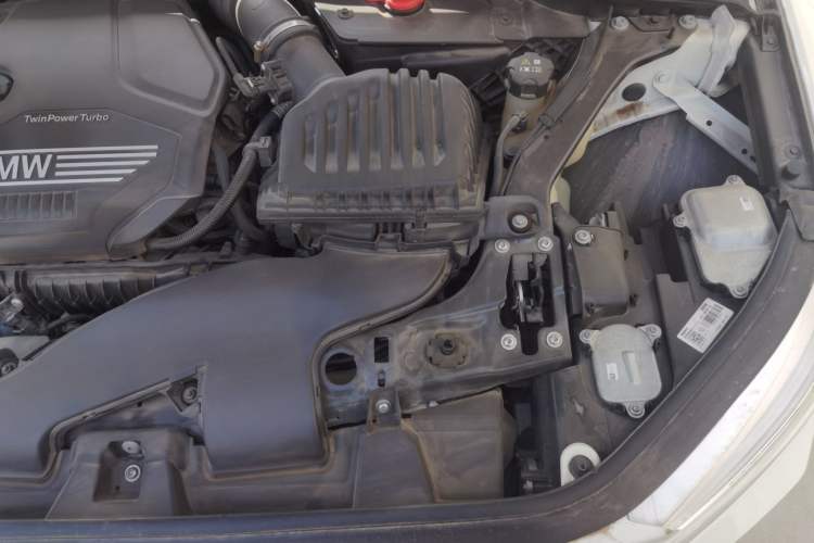 Used BMW 1 Series 2023 120i M Sport Night Edition Engine Bay Left