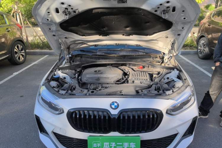 Used BMW 1 Series 2023 120i M Sport Night Edition Engine Bay