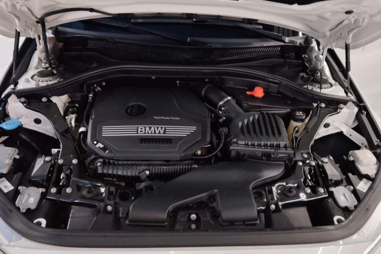 Used BMW 1 Series 2023 125i M Sport Night Edition Engine Bay