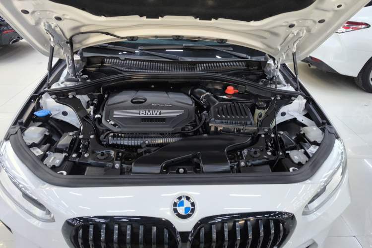 Used BMW 1 Series 2023 125i M Sport Night Edition Engine Bay