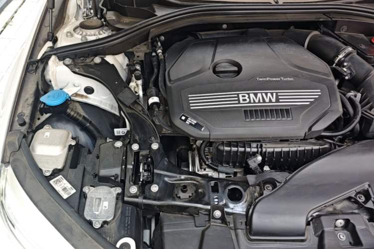 Used BMW 1 Series 2023 120i M Sport Edition Engine Bay Right