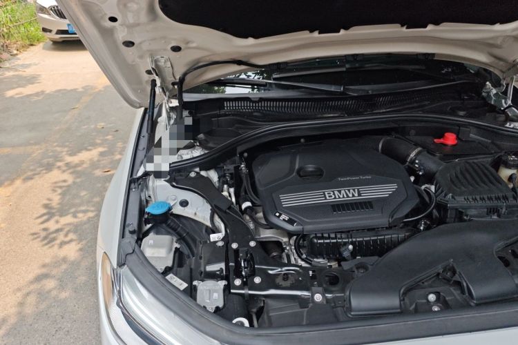 Used BMW 1 Series 2023 120i M Sport Night Edition Engine Bay Right