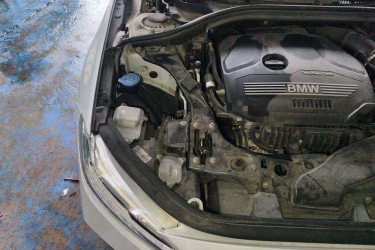 Used BMW 1 Series 2023 120i M Sport Night Edition Engine Bay Right