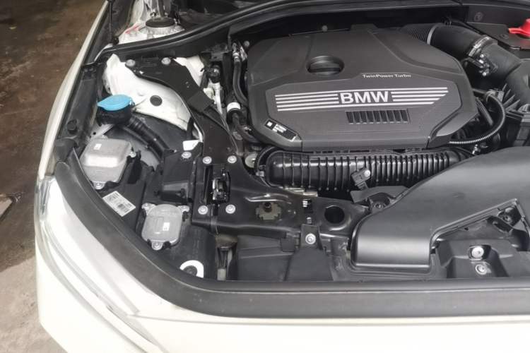 Used BMW 1 Series 2023 125i M Sport Night Edition Engine Bay Right