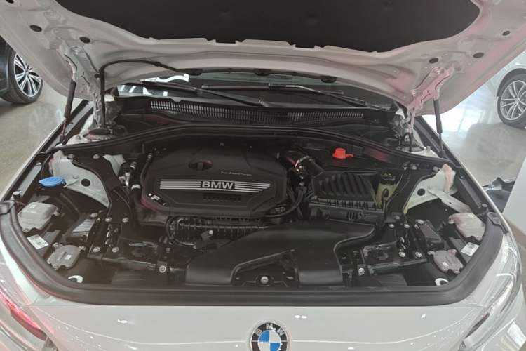 Used BMW 1 Series 2023 120i M Sport Edition Engine Bay