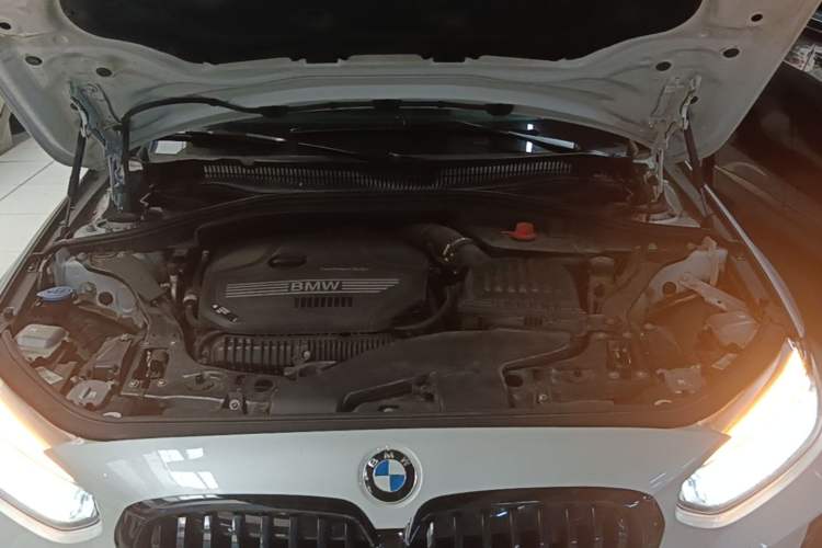 Used BMW 1 Series 2023 125i M Sport Night Edition Engine Bay