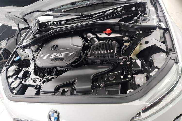 Used BMW 1 Series 2023 120i M Sport Edition Engine Bay