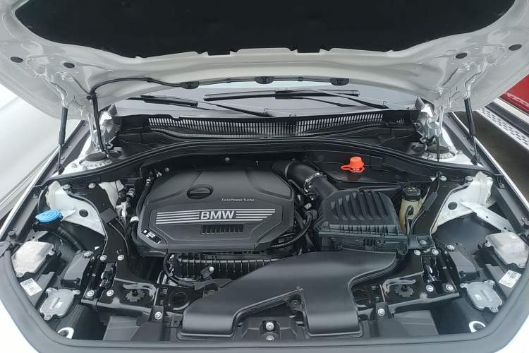 Used BMW 1 Series 2023 120i M Sport Edition Engine Bay