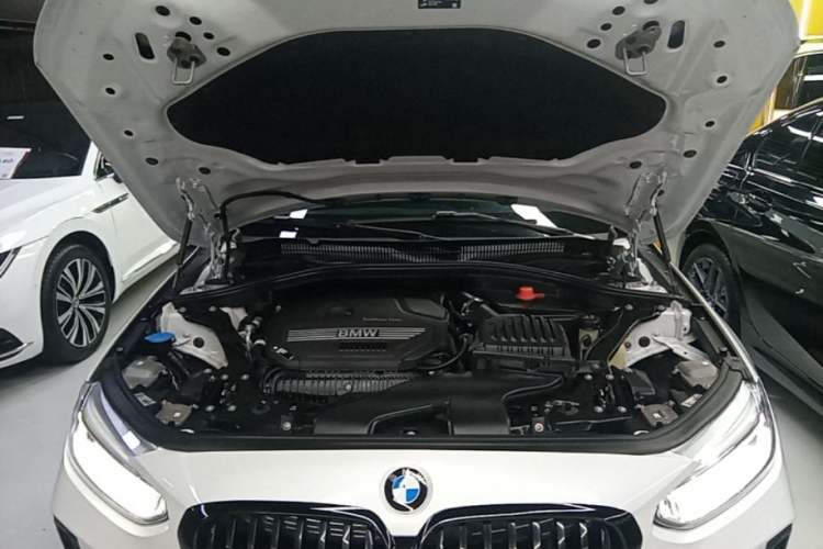 Used BMW 1 Series 2023 125i M Sport Night Edition Engine Bay