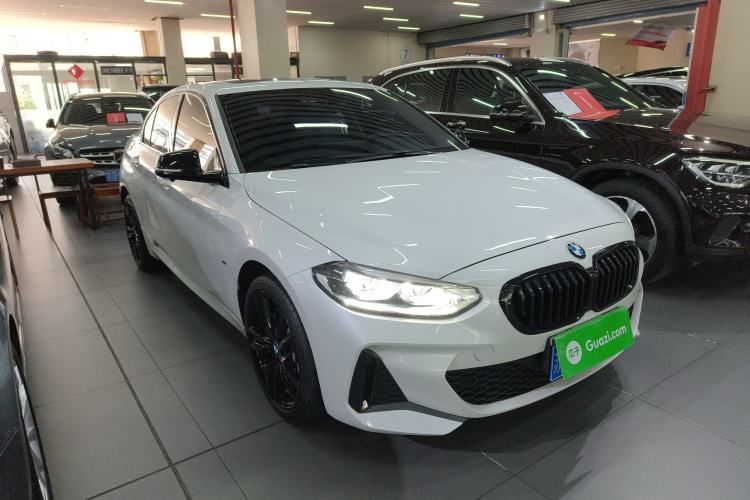 Used BMW 1 Series 2023 125i M Sport Night Edition Exterior 1