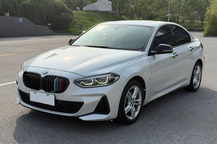 Used BMW 1 Series 2023 120i M Sport Night Edition Exterior 1