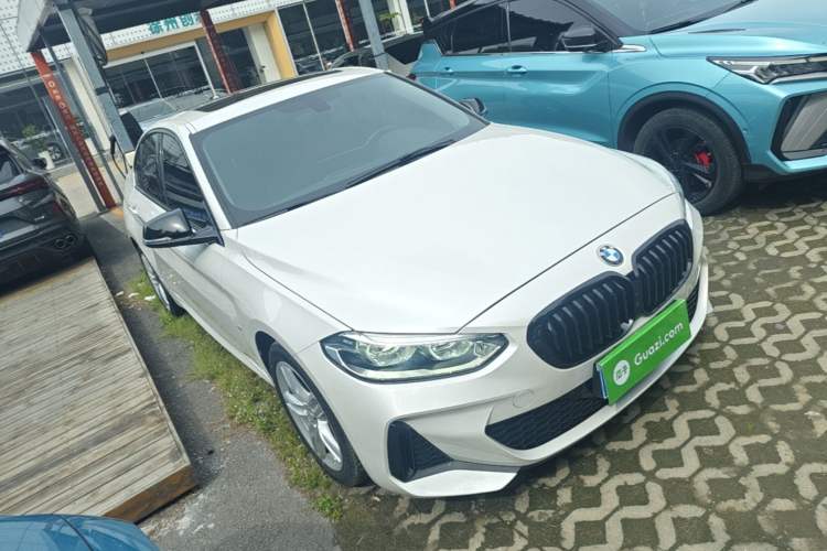 Used BMW 1 Series 2023 120i M Sport Night Edition Exterior 1