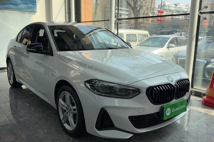 Used BMW 1 Series 2023 120i M Sport Night Edition Exterior 1