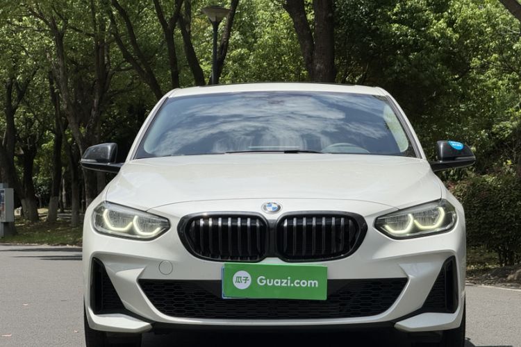 Used BMW 1 Series 2023 125i M Sport Night Edition Exterior 2