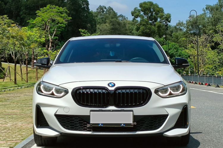 Used BMW 1 Series 2023 125i M Sport Night Edition Exterior 2
