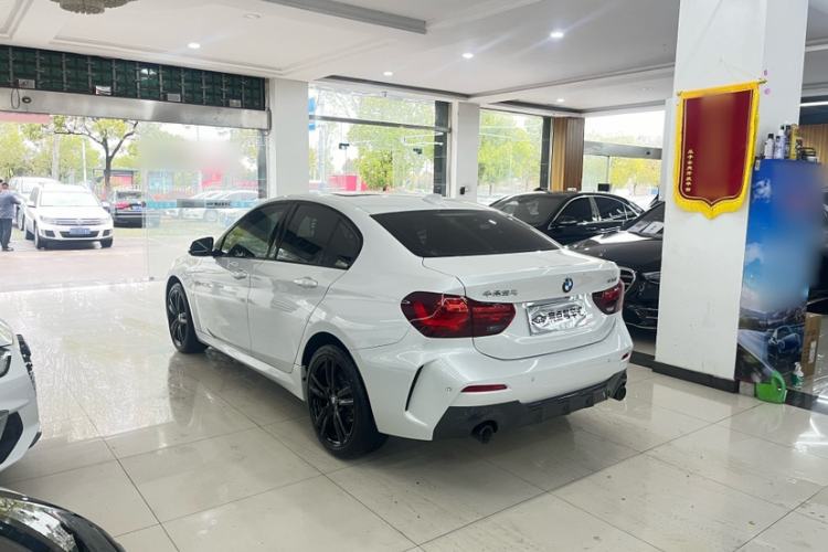 Used BMW 1 Series 2023 125i M Sport Night Edition Exterior 3