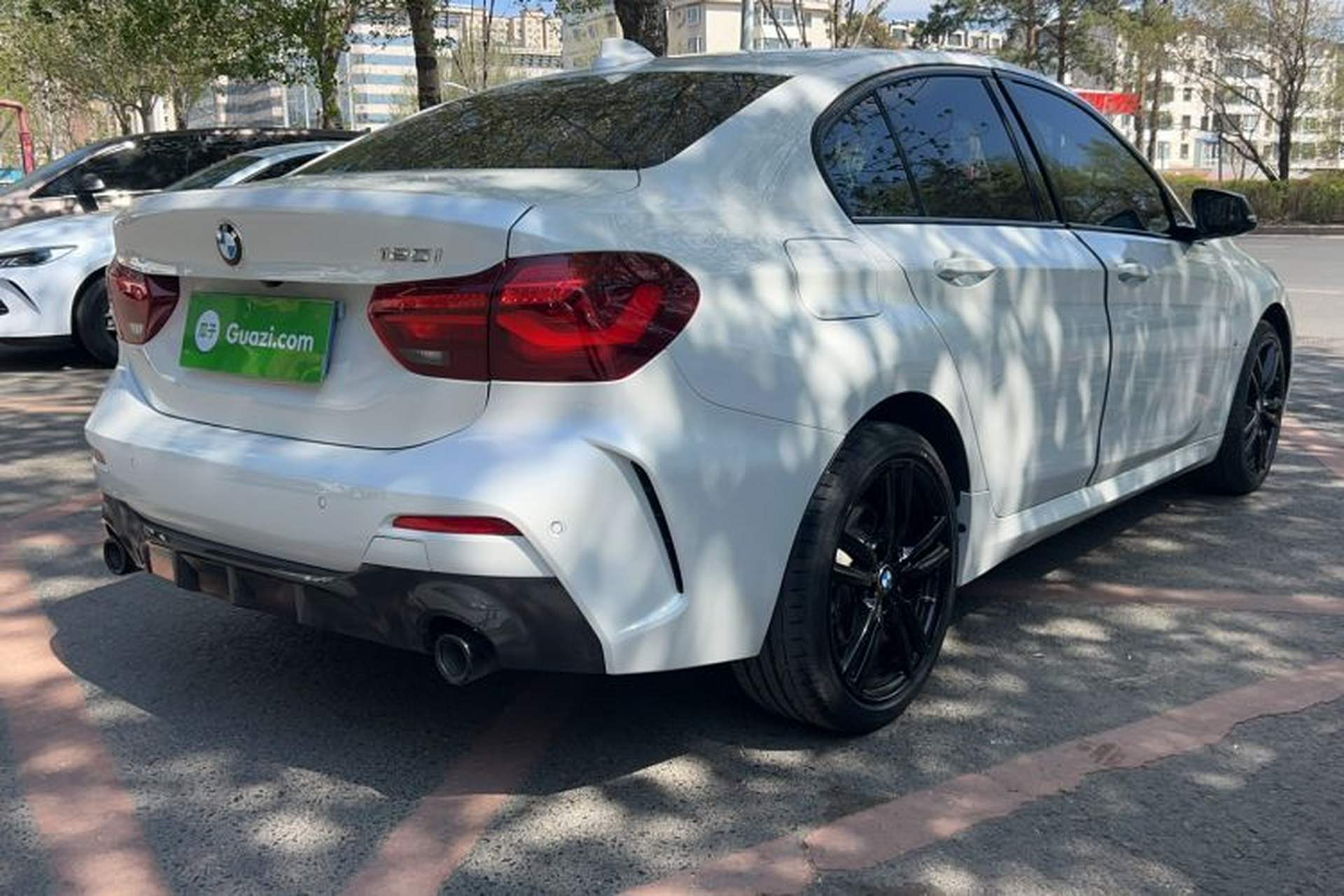 Used BMW 1 Series 2023 125i M Sport Night Edition Exterior 3