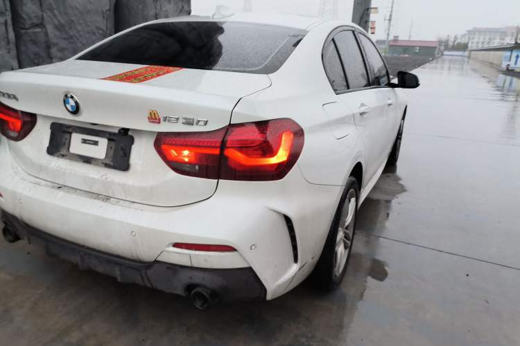 Used BMW 1 Series 2023 120i M Sport Night Edition Exterior 3