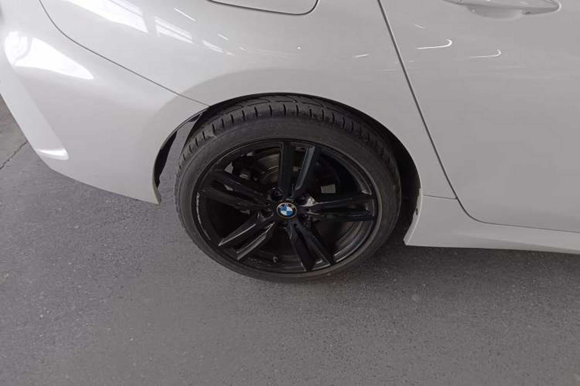 Used BMW 1 Series 2023 125i M Sport Night Edition Exterior 3