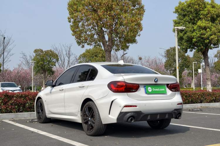 Used BMW 1 Series 2023 125i M Sport Night Edition Exterior 3