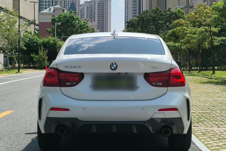Used BMW 1 Series 2023 125i M Sport Night Edition Exterior 3
