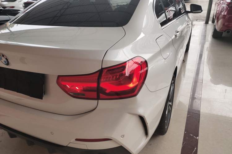Used BMW 1 Series 2023 120i M Sport Edition Exterior 3