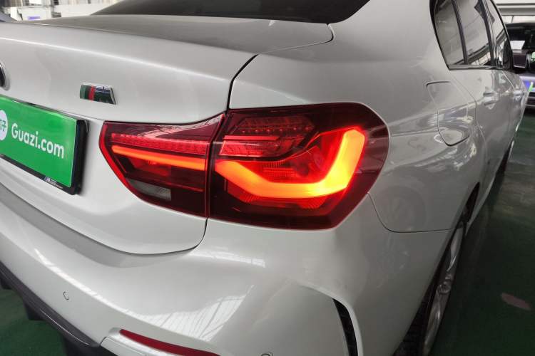 Used BMW 1 Series 2023 120i M Sport Night Edition Exterior 3
