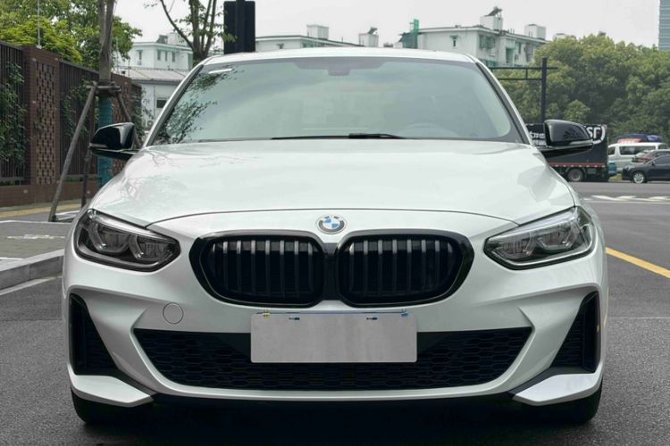 Used BMW 1 Series 2023 125i M Sport Night Edition Exterior 3