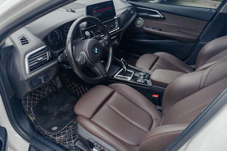 Used BMW 1 Series 2023 120i M Sport Night Edition Exterior 3
