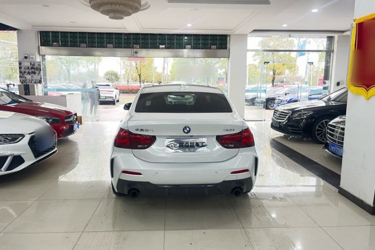 Used BMW 1 Series 2023 125i M Sport Night Edition Exterior 4