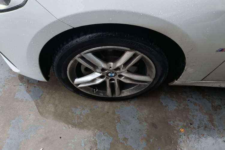 Used BMW 1 Series 2023 120i M Sport Night Edition Exterior 4