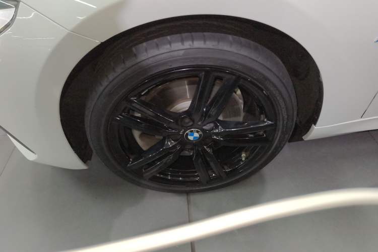 Used BMW 1 Series 2023 125i M Sport Night Edition Exterior 4